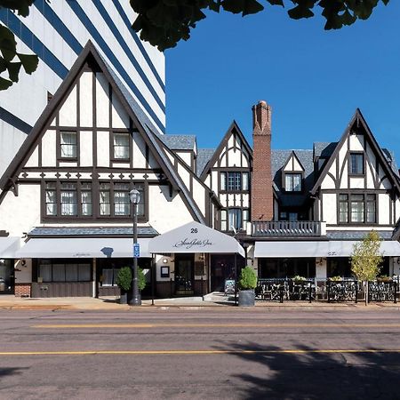 Seven Gables Inn, St Louis West, A Tribute Portfolio Hotel Clayton Bagian luar foto