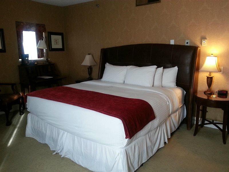 Seven Gables Inn, St Louis West, A Tribute Portfolio Hotel Clayton Bagian luar foto