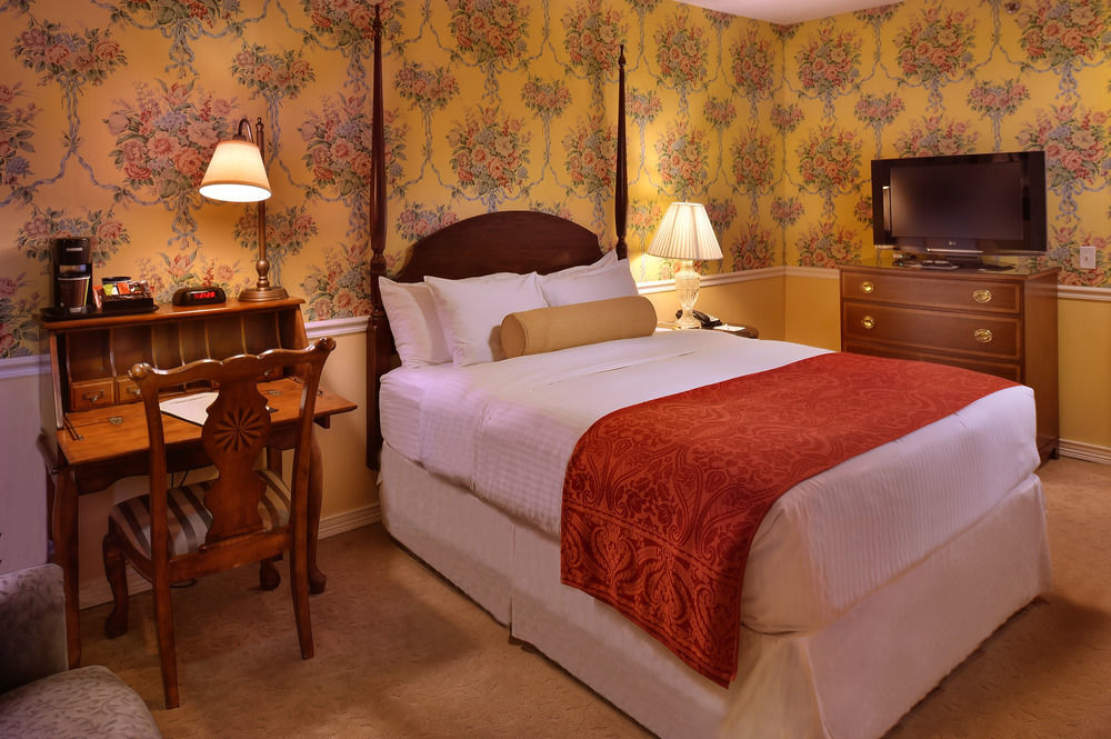Seven Gables Inn, St Louis West, A Tribute Portfolio Hotel Clayton Bagian luar foto